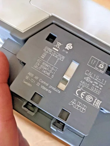 ABB Reversing Contactors 190A 2NO/2NC 100-250VAC AF190R-30-22-13 2