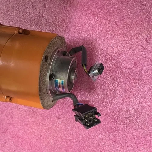 ABB 3HAC021346-001 AXIS MOTOR with PINION 3
