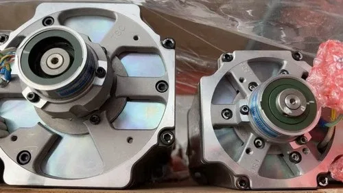 ABB 3HAC055433-001 IRB6700 4 5 6-axis motor 2