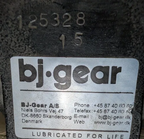 ABB M2AA80 A-4 0.75 KW Motor BJ GEAR 15 1 Reducer 3