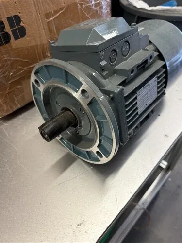 ABB M3ARS090 L-6 Elektromotor 120.5 Yaw Brake Motor 1120 Rpm 1.1kW 2