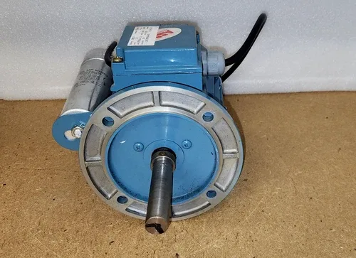 ABB MT71B14-2F130 Motor 60 Hz 115V 7.6Amp 0.55kW very shape 3
