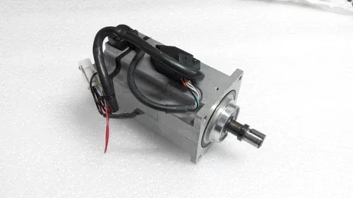 ABB MOTOR TYPE-B SGMAS-02A2A-AB11 4