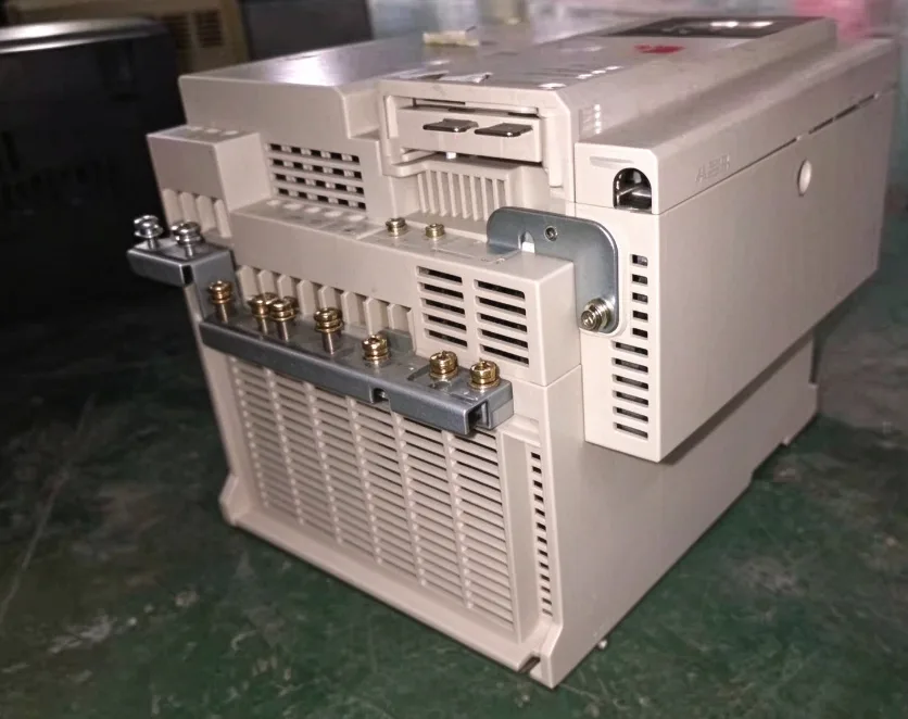 ABB ACS380-040C-25A0-4+K469+L535 frequency converter 3