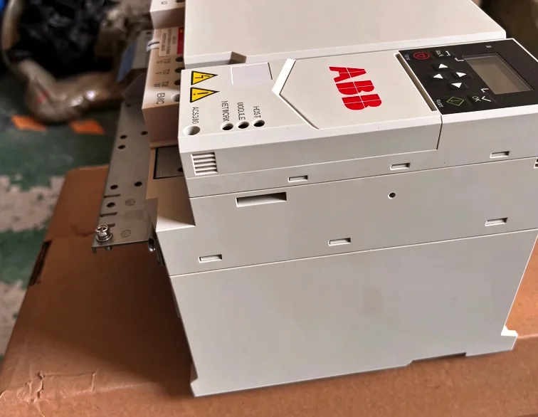 ABB ACS380-040N-050A-4 (3AXD50000136728) 4