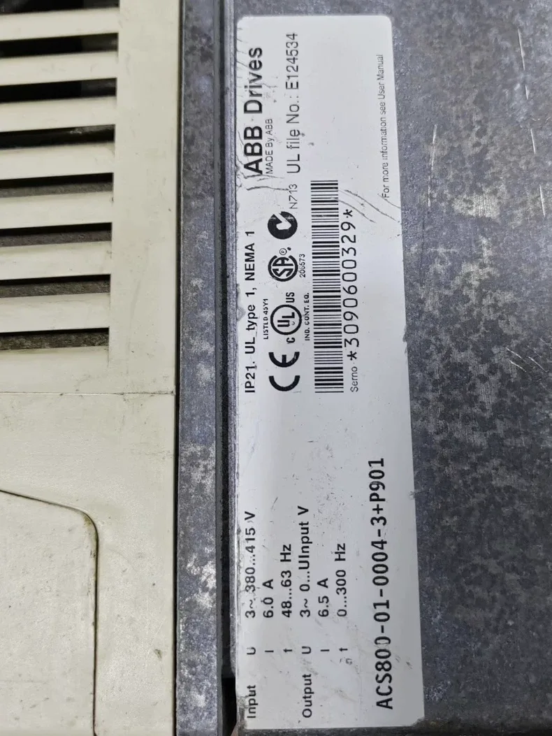 ABB ACS800-01-0004-3+P901 Frequency Converter 3ABD64669923-D HT 5