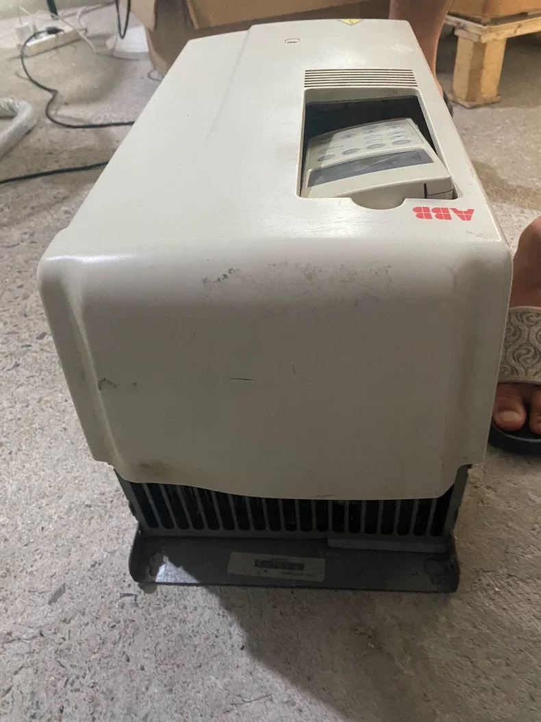 ABB ACS800-01-0030-3+D150 Frequency converter MS
