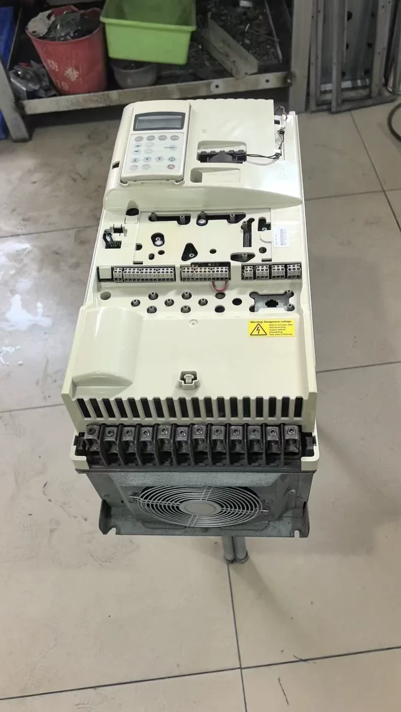 ABB inverter ACS800-01-0040-5+P901+B056 4