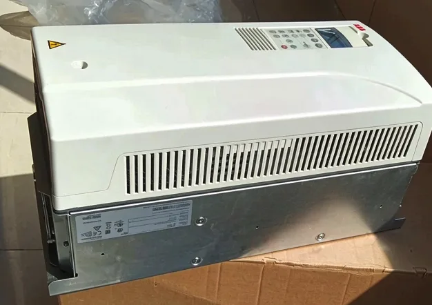 ABB ACS800-01-0050-5+P901 Frequency Converter ACS8000100505P901