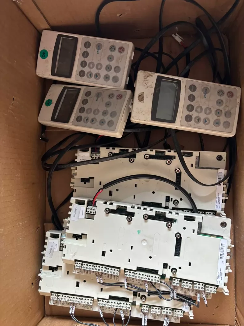 ABB inverter ACS800-04P-0400-3+P901 5