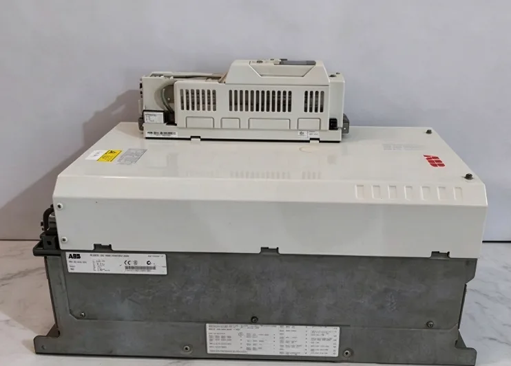 ABB ACS850-04-144A-5+D150+J400 AC Drive Module 380-500 V 142A 48-63 Hz