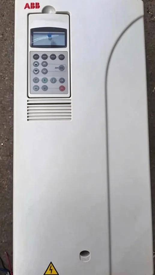 ABB ACS800-01-0050-3+D150+E200+P901 frequency converter