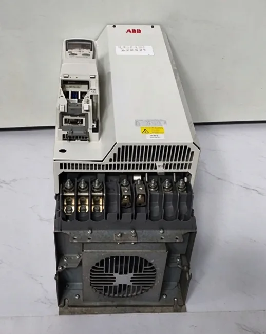 ABB ACS850-04-202A-5+J400 AC Inverter Module 3 Phase 400/480/500VAC 198A