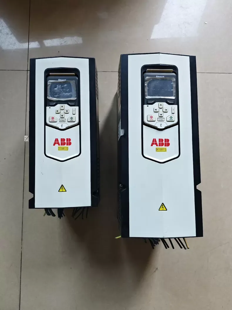 ABB ACS880-01-032A-3+P944+N7518 frequency converter