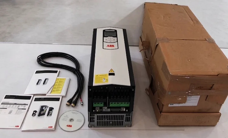 ABB ACS880-01-061A-3+P944 Frequency Inverter Drive F1 50/60 HZ IP20