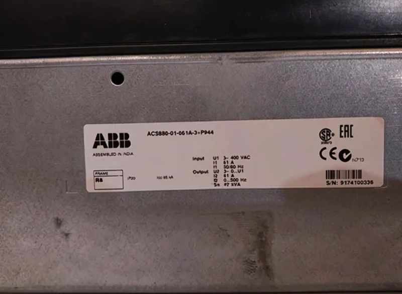 ABB ACS880-01-061A-3+P944 Frequency Inverter Drive F1 50/60 HZ IP20 4
