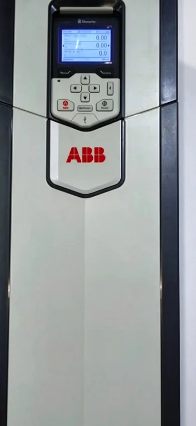 ABB ACS880-01-065A-5+D150+P944 37KW / 50HP 380-500V VARIABLE FREQUENCY DRIVE 4