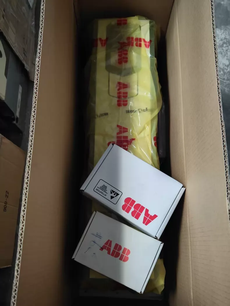 ABB ACS880-01-077A-5+B056 45kW 77A VFD Drive UL Type 12 WE PAY Import Duties 3