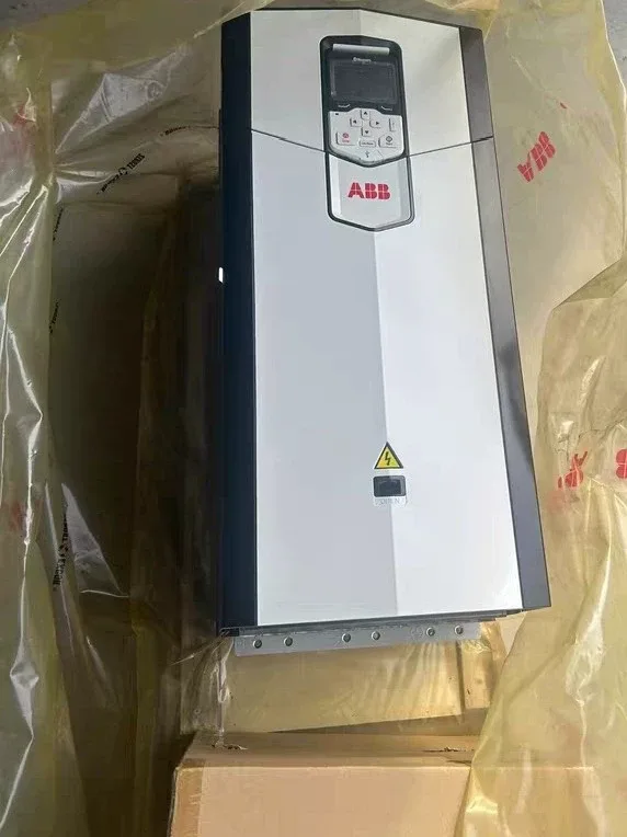 ABB ACS880-01-145A-3+D150+N5050 Inverter Frequency Converter And 3