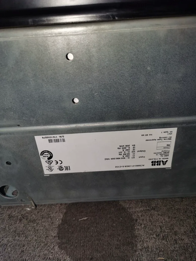 ABB ACS880-01-240A-5+C132 Frequency converter 2