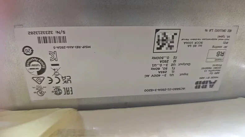 ABB ACS880-01-293A-3+E200 Shpping + 5