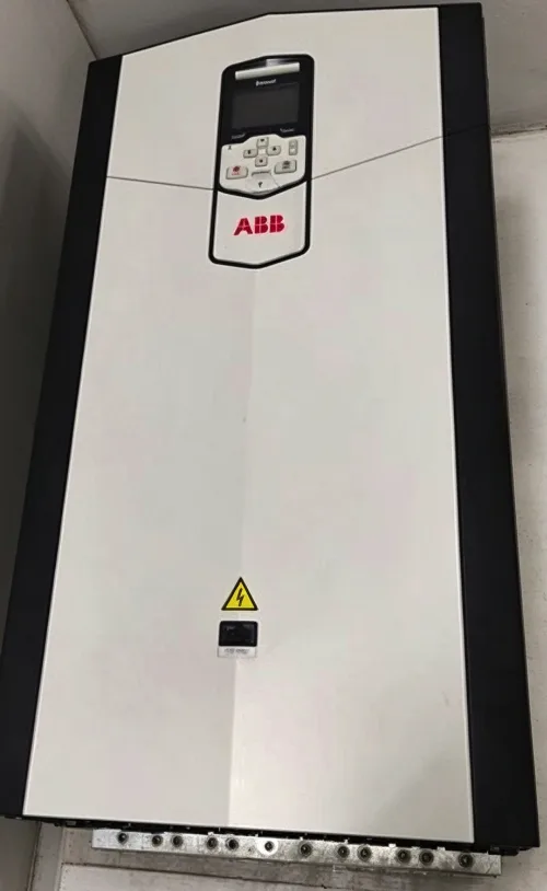ABB ACS880-01-302A-5+L502 INVERTER DRIVE 2