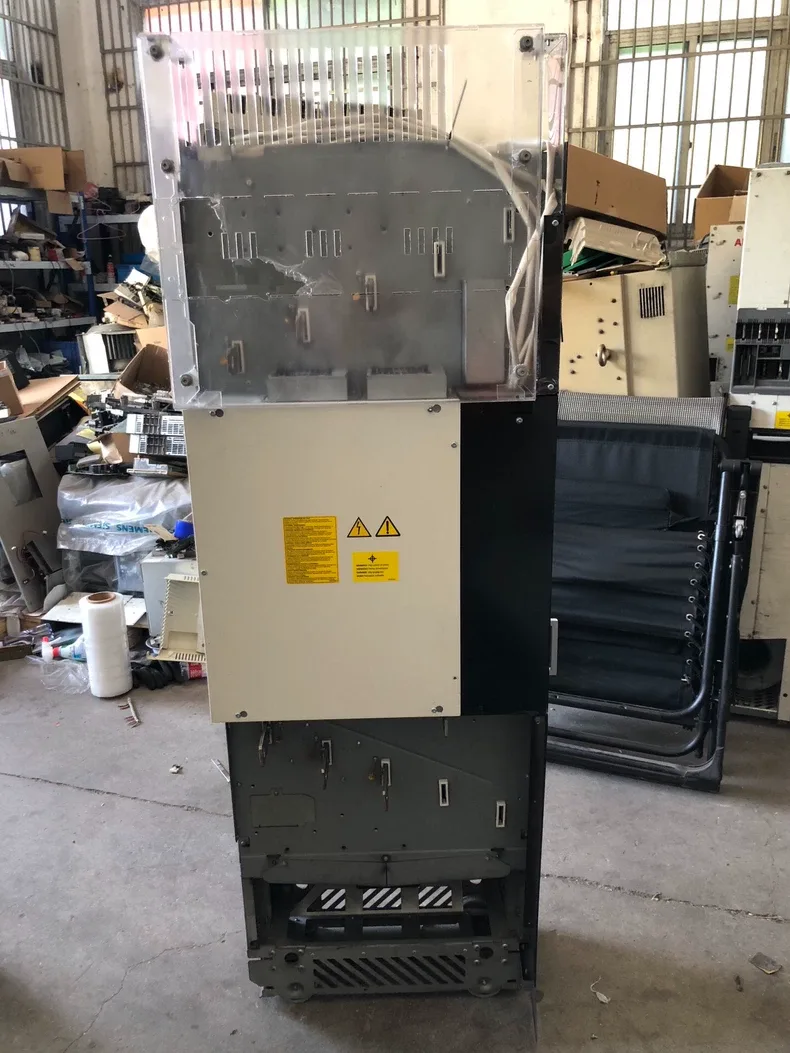 ABB ACS880-04-460A-5 AC380-415V INVERTER 3