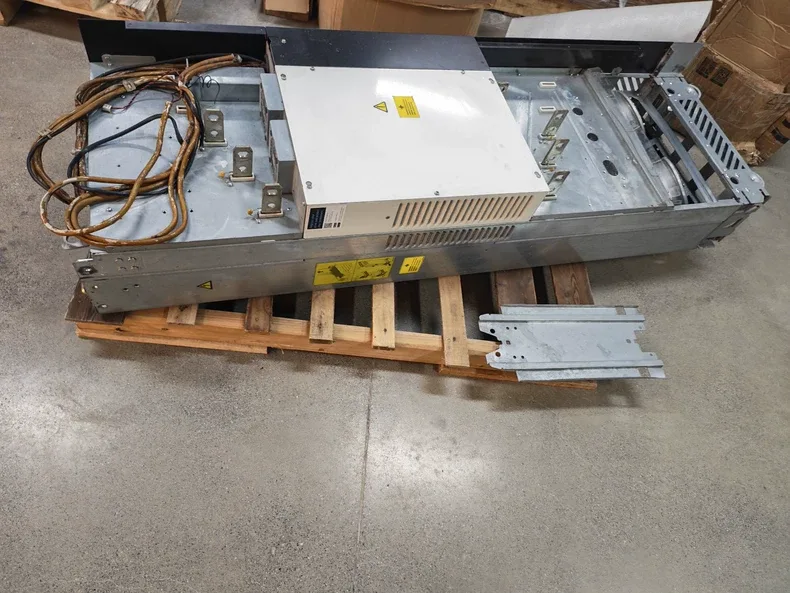ABB ACS880-04-470A-7 AC380-415V INVERTER