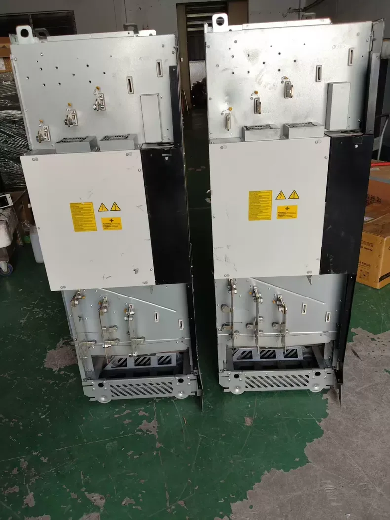ABB ACS880-04-585A-3 Inverter 2