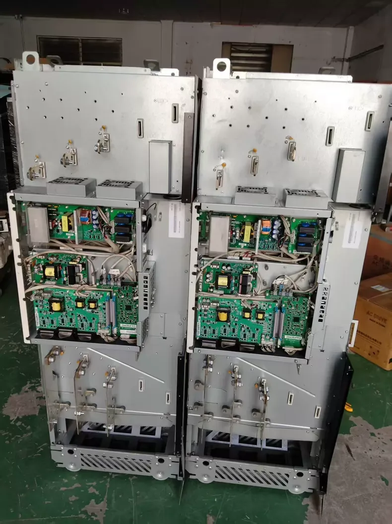 ABB ACS880-04-585A-3 Inverter 3