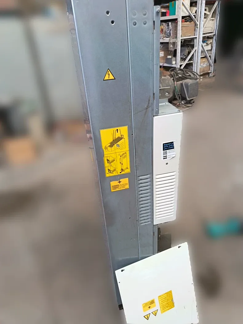 ABB ACS880-04-650A-3 Inverter 355 kW 650 A 400 V 2