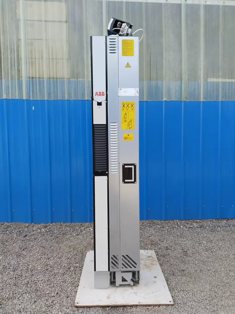ABB ACS880-04-820A-3 AC380-415V INVERTER