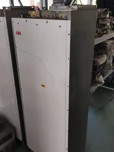ABB ACS880-04M-0320-7+P901 2