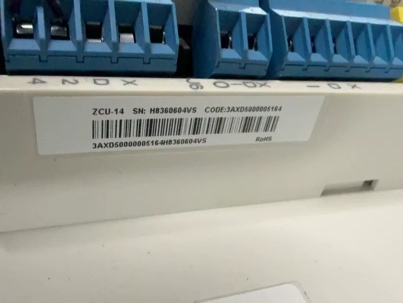 ABB ACS880-104-0035A-3 Inverter 2