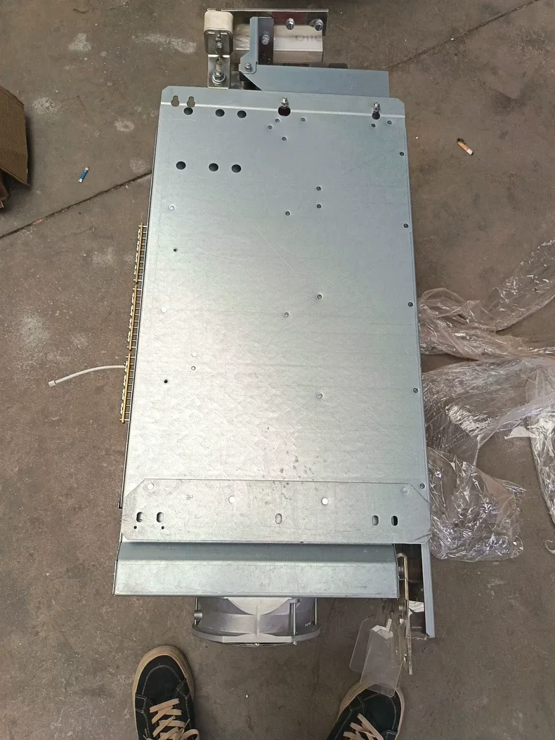 ABB ACS880-104-0210A-3 Inverter Frequency converter MMD0