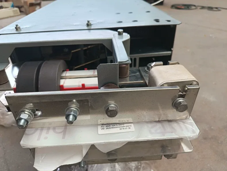 ABB ACS880-104-0210A-3 Inverter Frequency converter MMD0 3