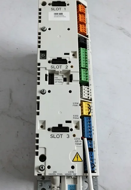 ABB ACS880-M04-014A-5 Variable Frequency Drive 5.5kW 14A 400V IP20 4