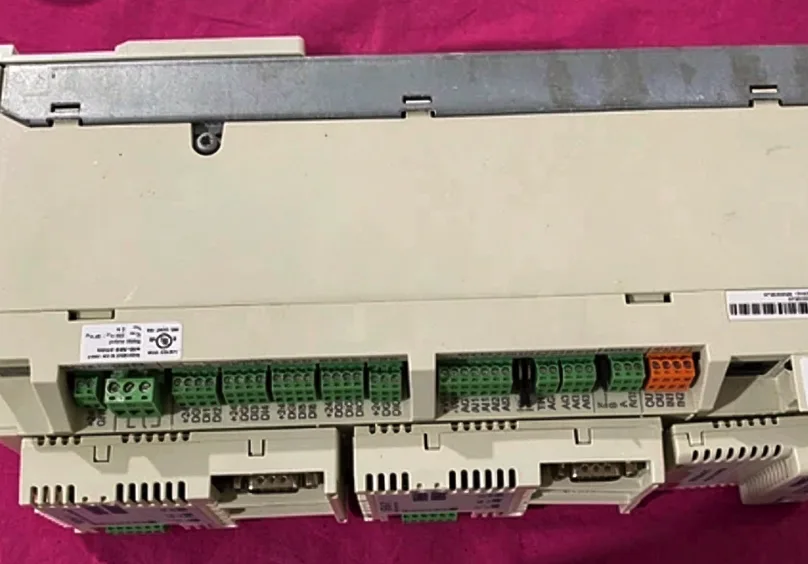 ABB ACSM1-04AM-05A0-4+K454+L502 Inverter 3